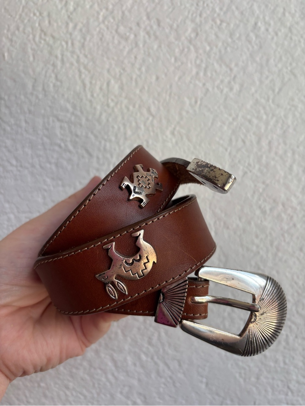 Silver Creek Collection Brown Leather Western Belt Silver Hardware Animals 32